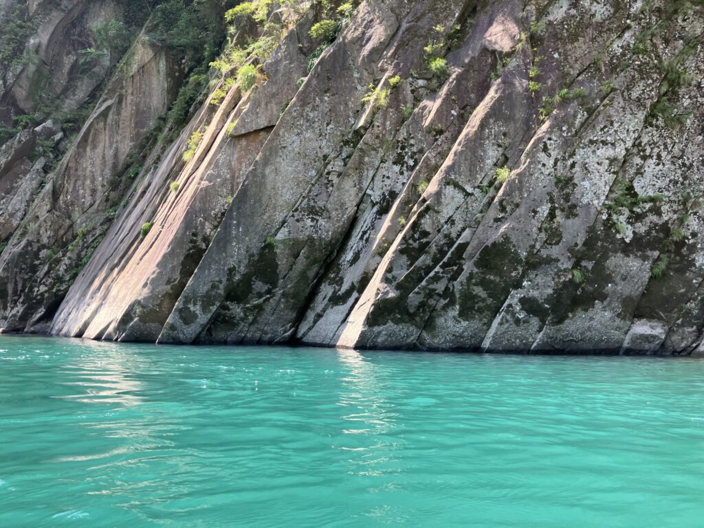 熊野古道 熊野川 川舟下り 奇岩